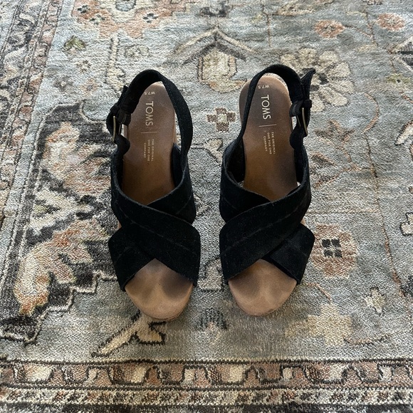 Tom’s Platform Sandal Heels - Picture 2 of 4